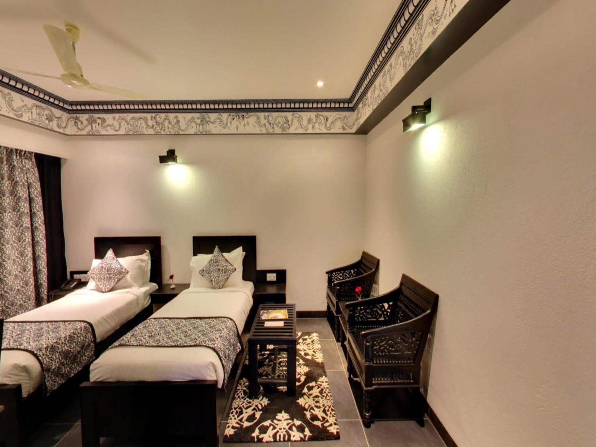 فندق فندق ليوا - ذا ترانزيت، بنغالور المظهر الخارجي الصورة